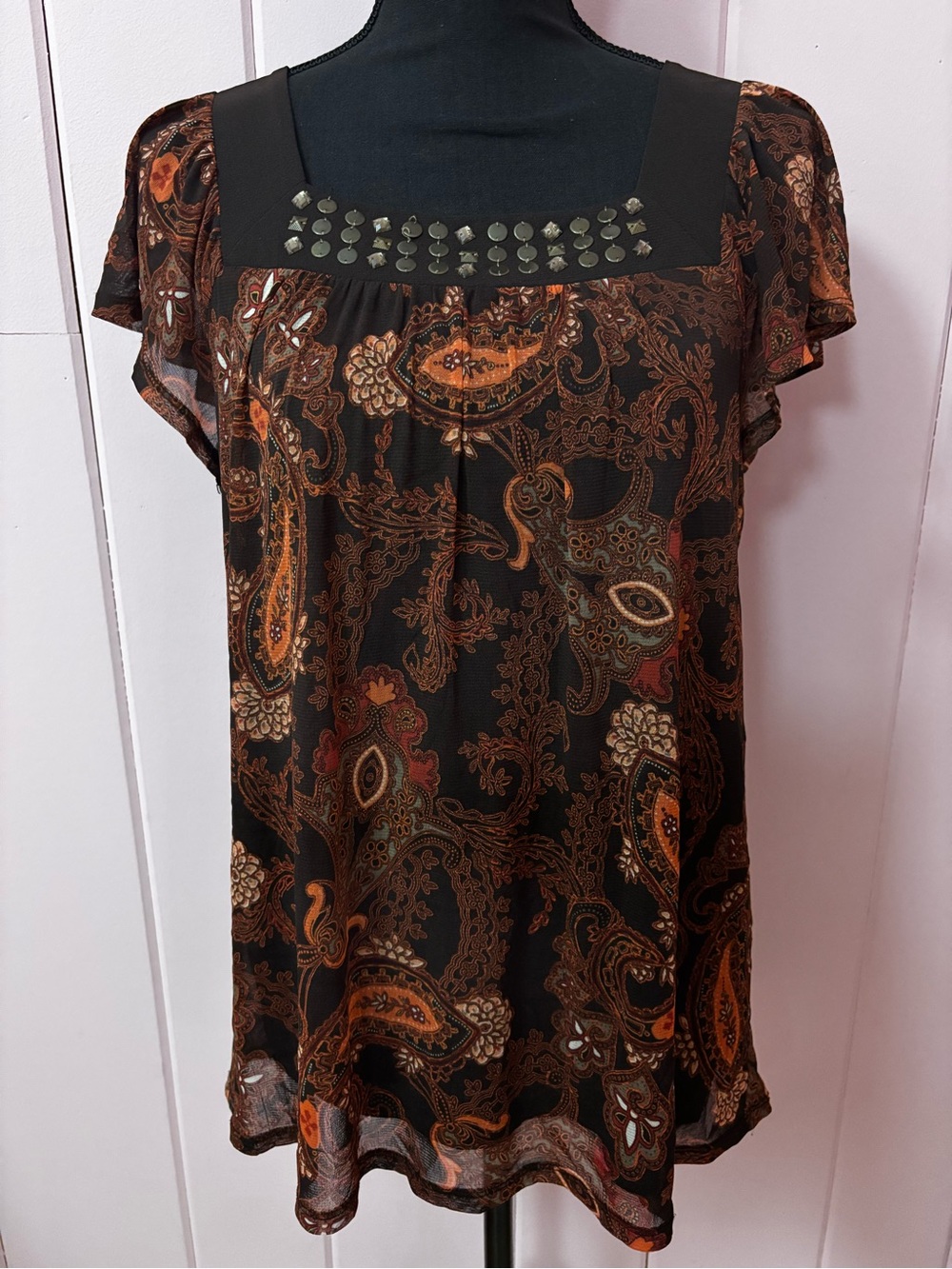 Vintage Y2K Tuscan Mom Boho Red Brown Paisley Square Neck Studded Blouse - Large